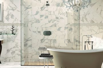 Fantasy-Bathroom-with-Chandelier-and-Calacatta-Tile-56a4a0e85f9b58b7d0d7e505